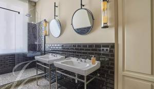 Sale Apartment Paris 8ème