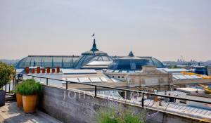 Sale Apartment Paris 8ème