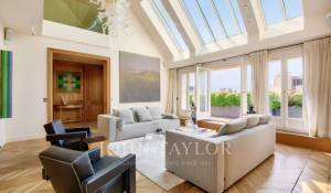 Sale Apartment Paris 8ème