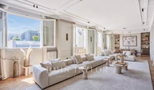 Sale Apartment Paris 8ème