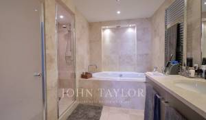 Sale Apartment Paris 8ème