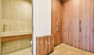 Sale Apartment Paris 8ème