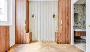 Sale Apartment Paris 8ème