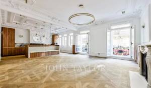 Sale Apartment Paris 8ème
