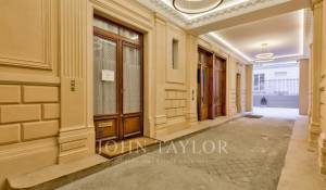 Sale Apartment Paris 8ème