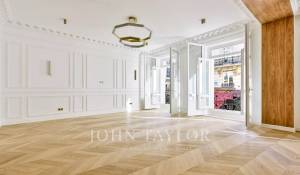 Sale Apartment Paris 8ème