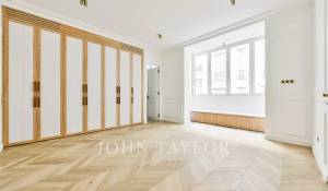 Sale Apartment Paris 8ème