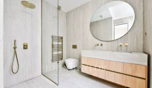 Sale Apartment Paris 8ème