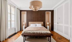 Sale Apartment Paris 8ème