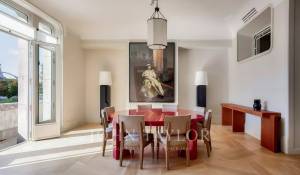 Sale Apartment Paris 8ème