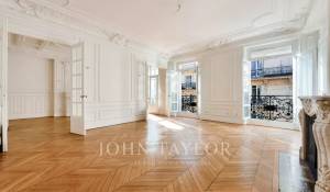 Sale Apartment Paris 8ème