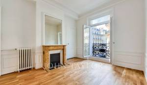 Sale Apartment Paris 8ème