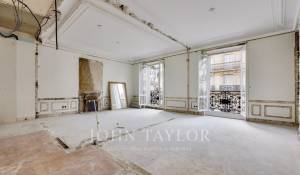 Sale Apartment Paris 8ème