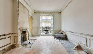 Sale Apartment Paris 8ème