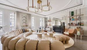 Sale Apartment Paris 8ème