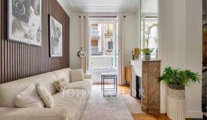 Sale Apartment Paris 8ème