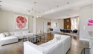 Sale Apartment Paris 8ème