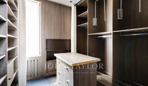 Sale Apartment Paris 8ème