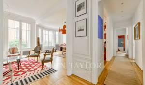 Sale Apartment Paris 8ème