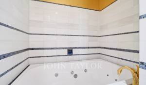 Sale Apartment Paris 8ème