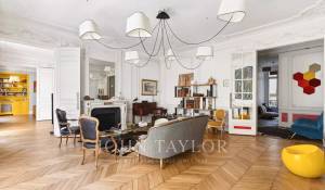 Sale Apartment Paris 8ème
