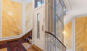 Sale Apartment Paris 8ème