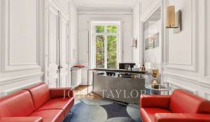 Sale Apartment Paris 8ème