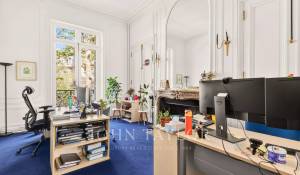 Sale Apartment Paris 8ème