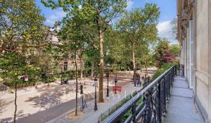 Sale Apartment Paris 8ème