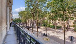 Sale Apartment Paris 8ème