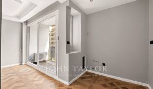 Sale Apartment Paris 8ème