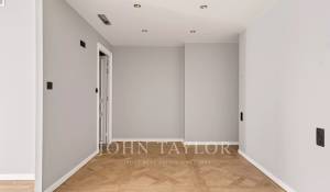Sale Apartment Paris 8ème