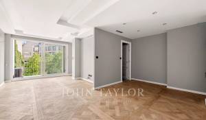 Sale Apartment Paris 8ème