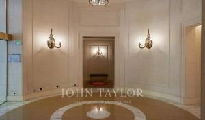 Sale Apartment Paris 8ème