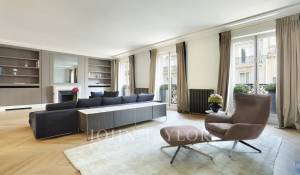 Sale Apartment Paris 8ème