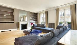 Sale Apartment Paris 8ème