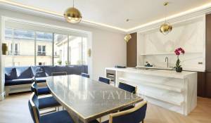 Sale Apartment Paris 8ème