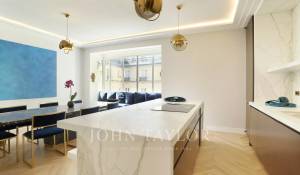 Sale Apartment Paris 8ème
