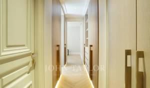 Sale Apartment Paris 8ème
