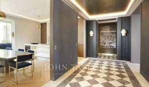 Sale Apartment Paris 8ème