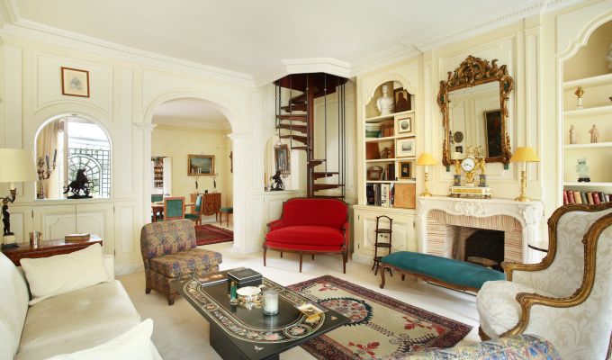 Sale Apartment Paris 8ème