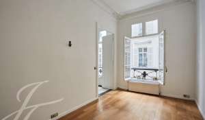 Sale Apartment Paris 9ème