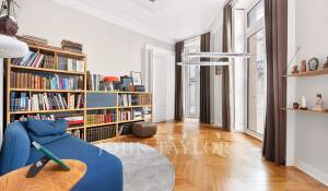 Sale Apartment Paris 9ème