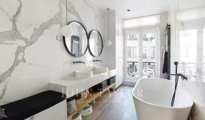 Sale Apartment Paris 9ème