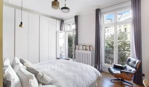 Sale Apartment Paris 9ème