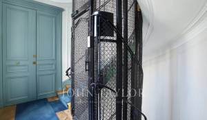 Sale Apartment Paris 9ème