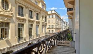 Sale Apartment Paris 9ème