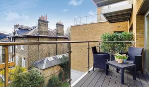 Sale Apartment Putney