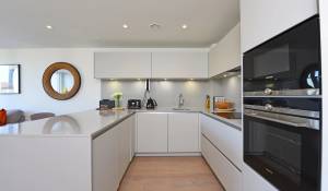 Sale Apartment Putney
