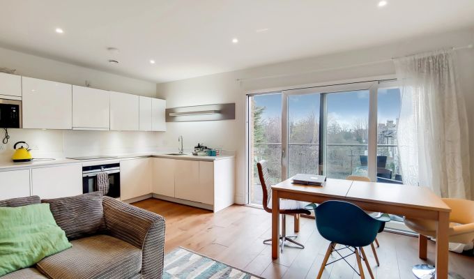 Sale Apartment Putney